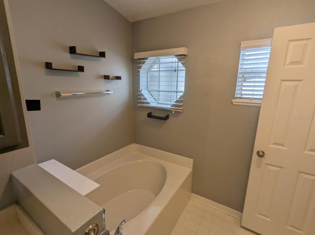 1011 Susan Dr, Lake Wales FL  33853-2757 exterior