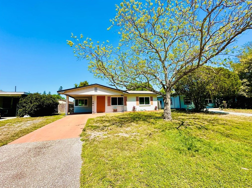 5213 12th Ave S, Saint Petersburg, FL 33710