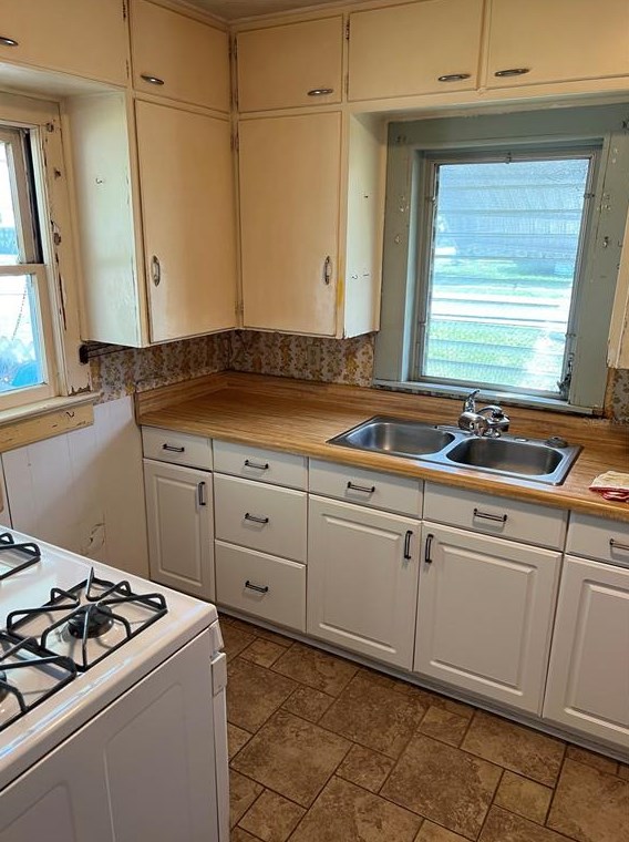 955 Southern Ave, Lakeland FL  33815-3945 exterior