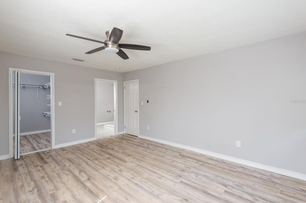 5476 Lk Le Clare Rd, Lutz FL  33558-8013 exterior