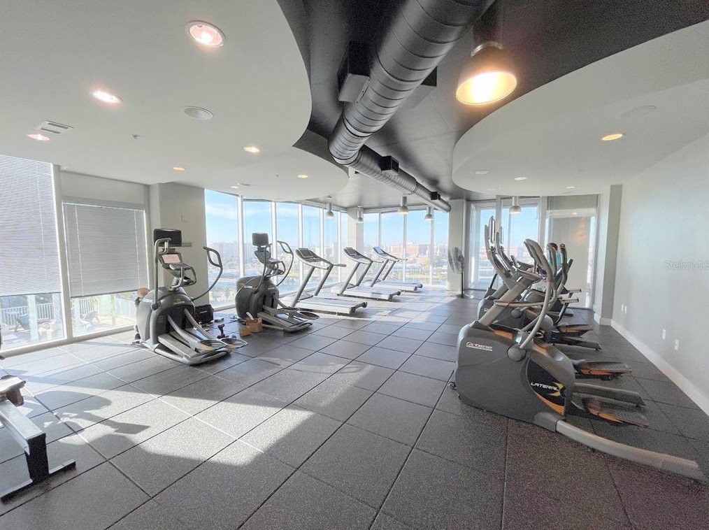 777 Ashley Dr, Tampa FL  33602-4356 exterior