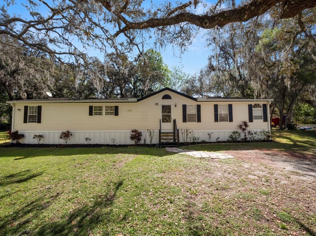 9914 Miramar St, New Port Richey, FL 34654-3914