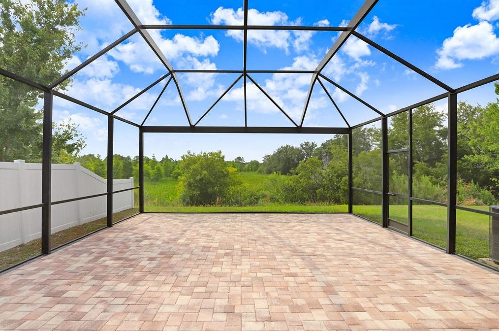 5143 Autumn Ridge Dr, Zephyrhills FL 33545-0032 exterior