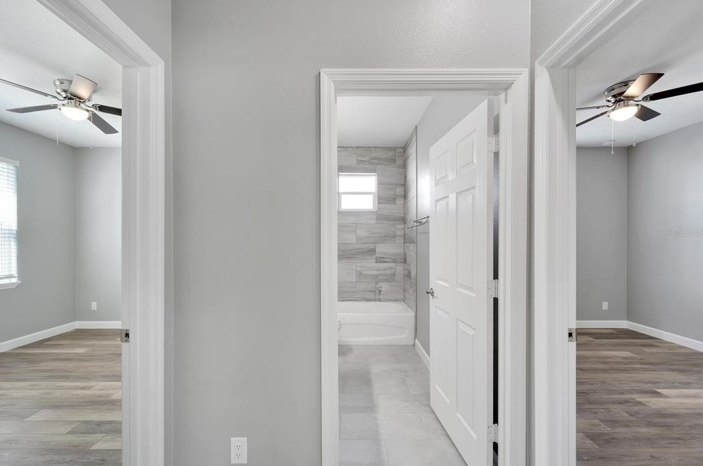 2704 18th Ave, Tampa FL 33619-2421 exterior