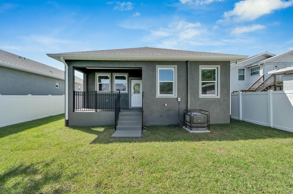 2704 18th Ave, Tampa FL 33619-2421 exterior