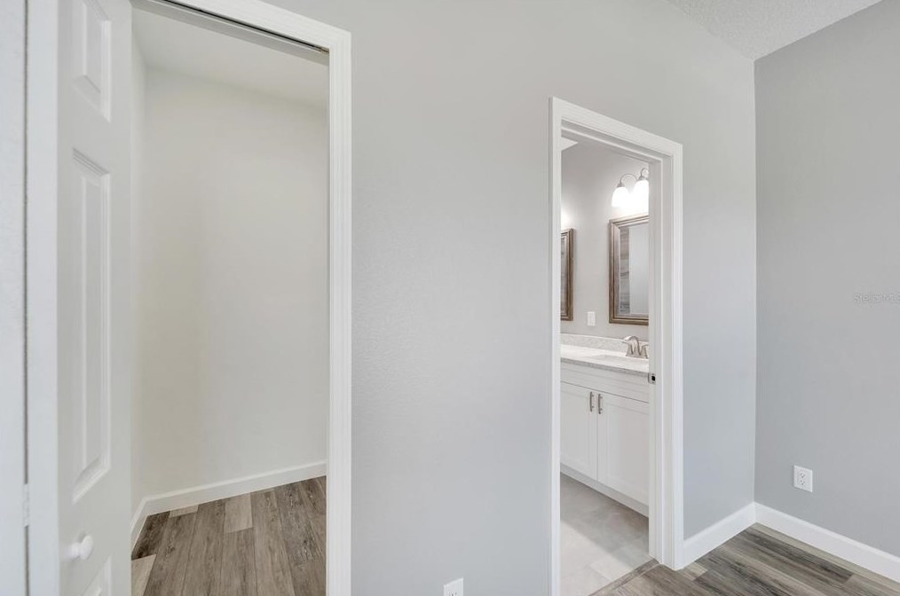 2704 18th Ave, Tampa FL 33619-2421 exterior