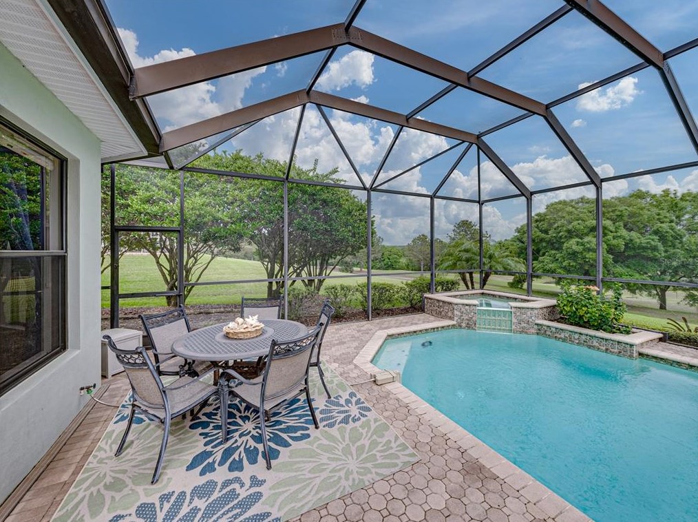 13551 Carnoustie Cir, Dade City FL 33525-2707 exterior