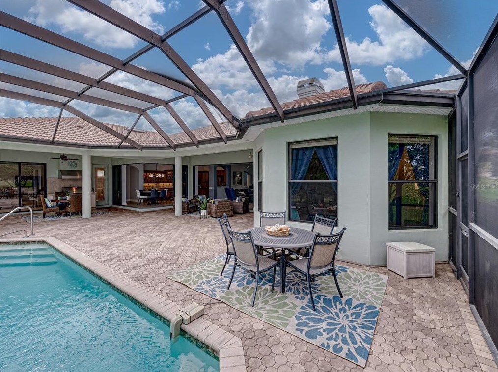 13551 Carnoustie Cir, Dade City FL 33525-2707 exterior