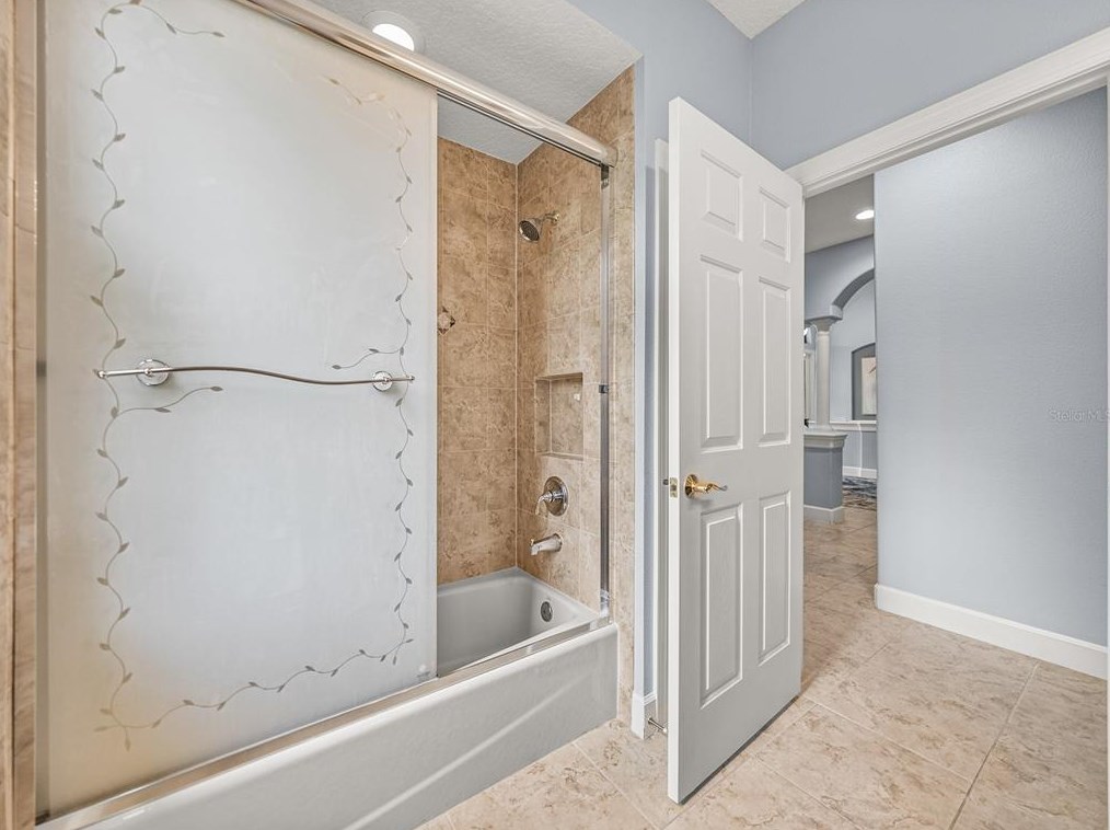 13551 Carnoustie Cir, Dade City FL 33525-2707 exterior