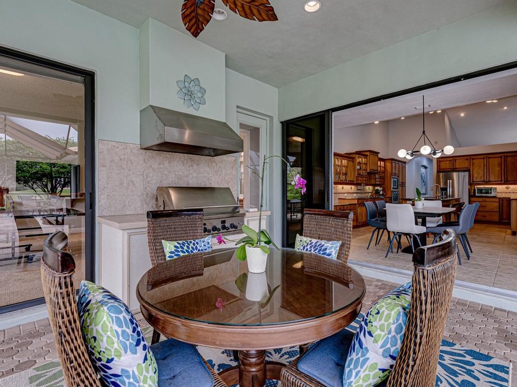 13551 Carnoustie Cir, Dade City FL 33525-2707 exterior