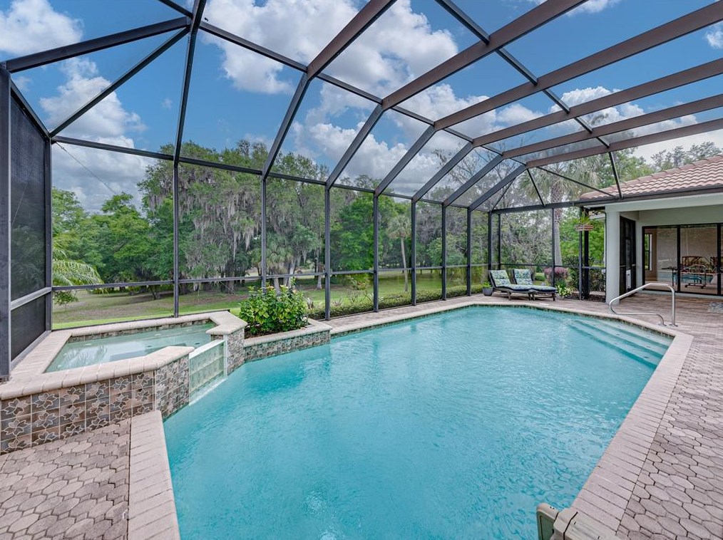 13551 Carnoustie Cir, Dade City FL 33525-2707 exterior