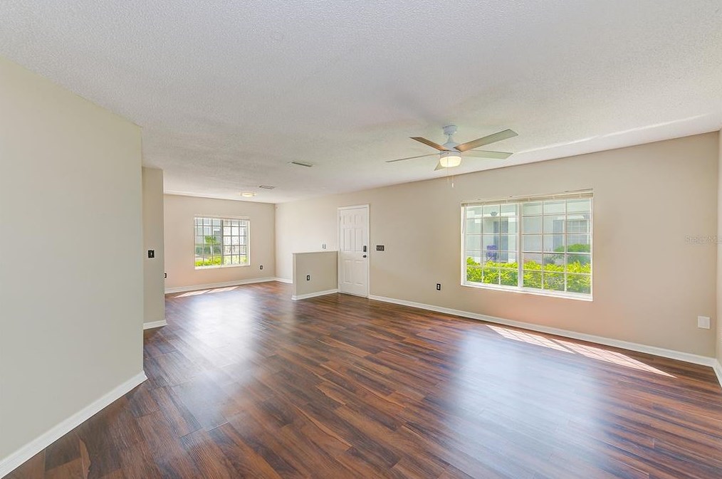 4120 Gradstone Pl, Tampa FL  33617-7370 exterior