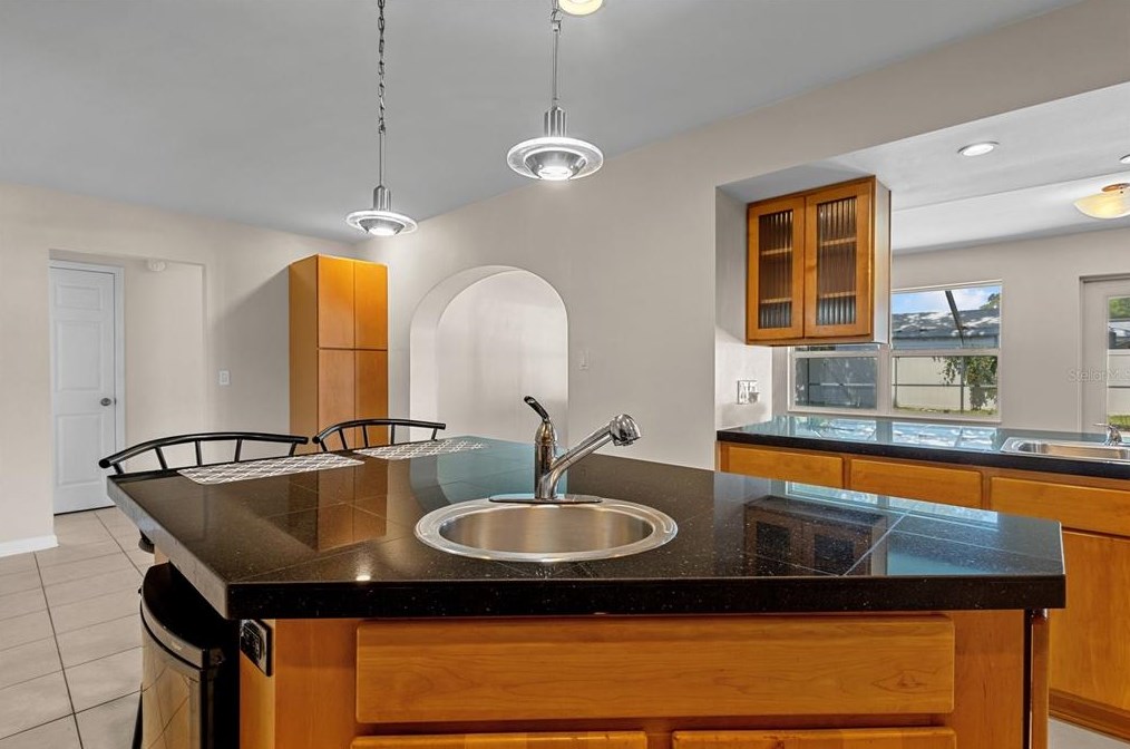 2206 Cornell Dr, Riverview FL  33578-4233 exterior