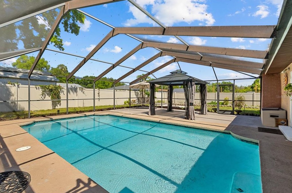 2206 Cornell Dr, Riverview FL  33578-4233 exterior