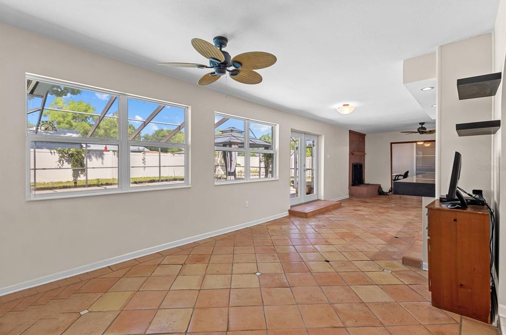 2206 Cornell Dr, Riverview FL  33578-4233 exterior