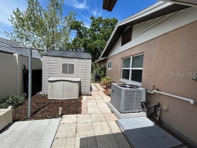 2206 Cornell Dr, Riverview FL  33578-4233 exterior