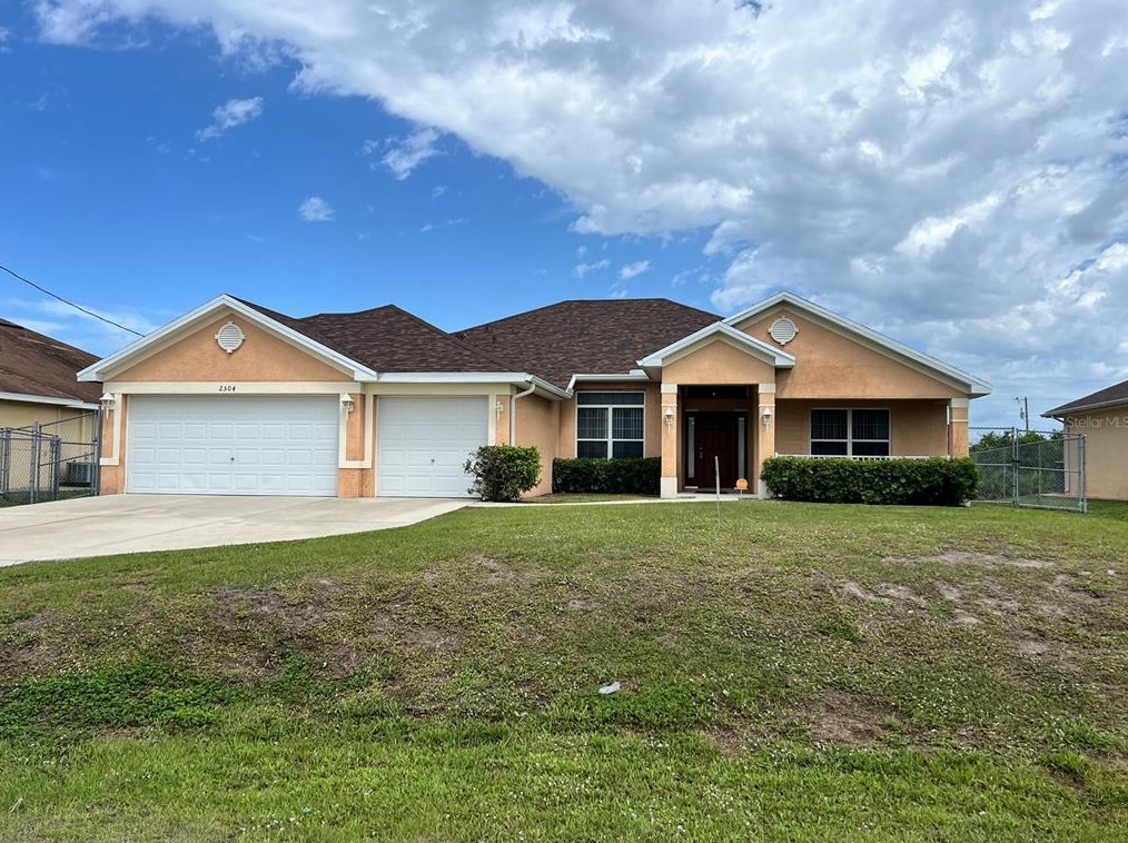 2504 24th St, Lehigh Acres, FL 33971-0512