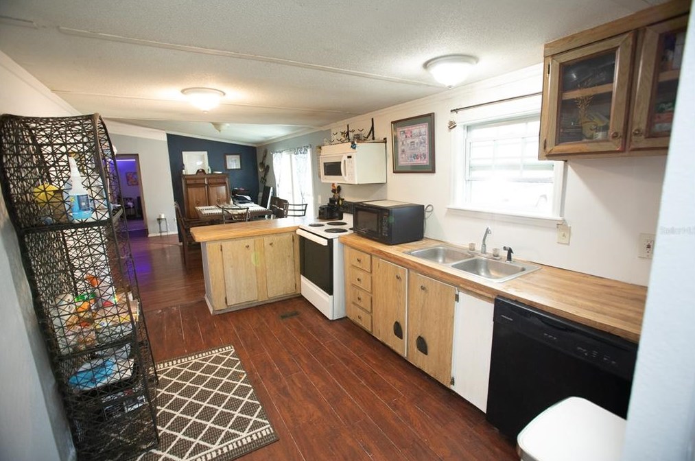 14841 Boland Ave, Brooksville FL  34610-2663 exterior