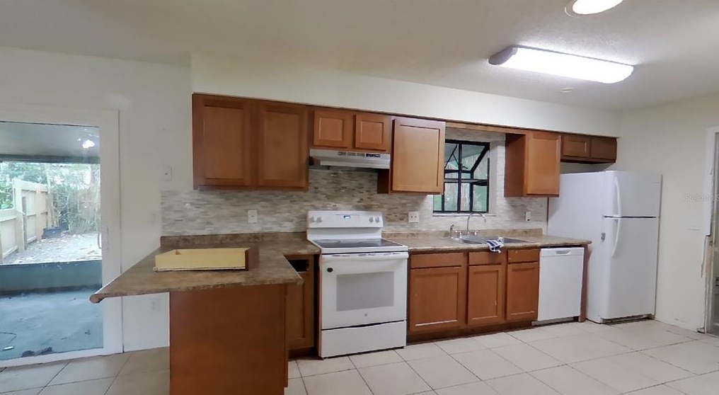 574 Sean Ct, Apopka FL  32712-3560 exterior