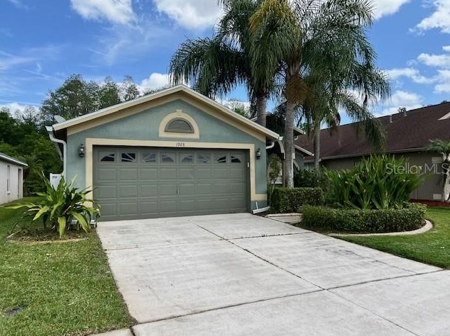 1928 Grenville Ct, Zephyrhills FL  33543-7834 exterior