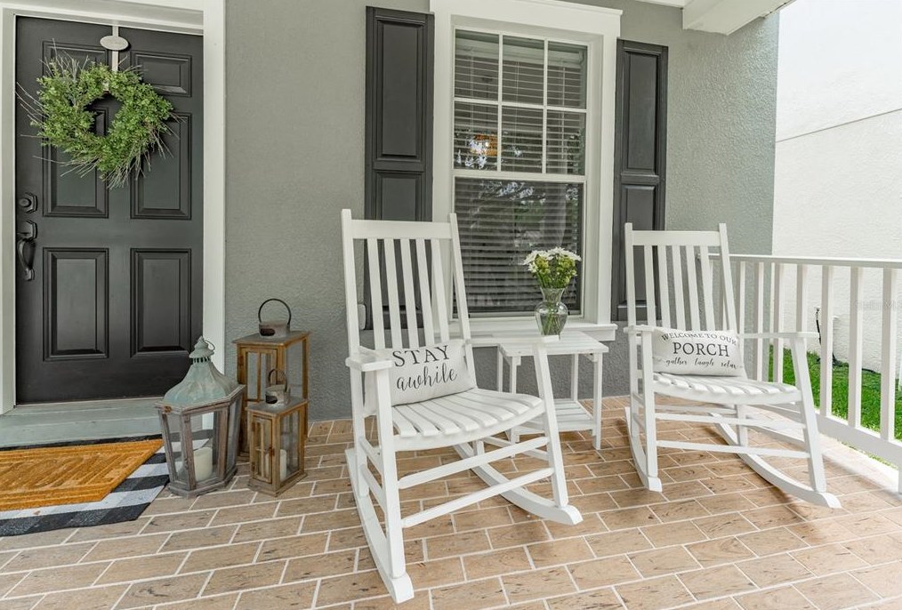 16133 Loneoak View Dr, Lithia FL  33547-4894 exterior