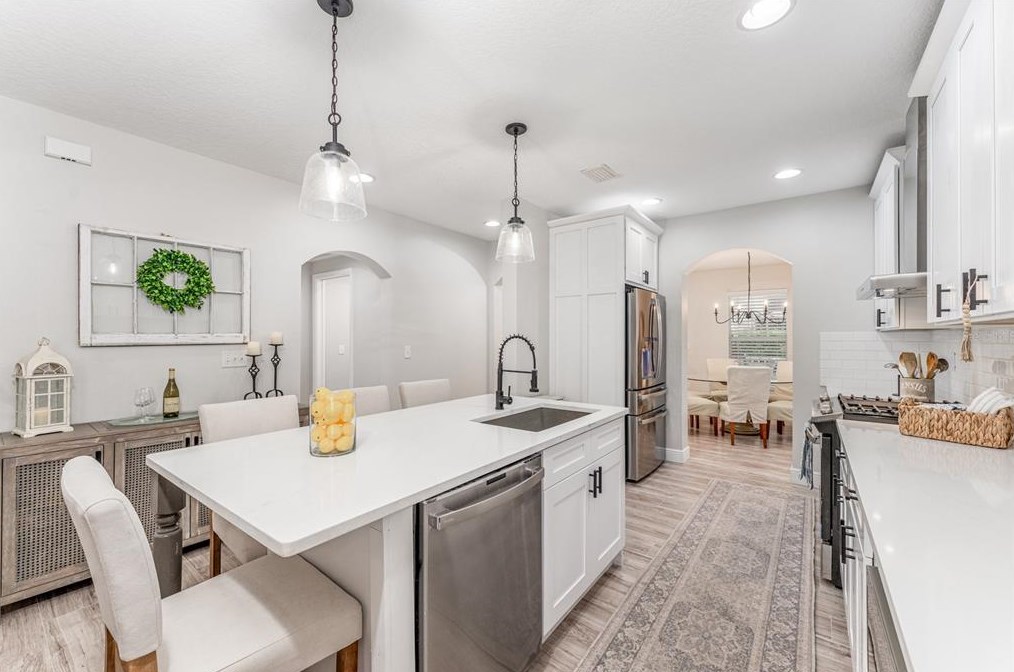 16133 Loneoak Vw Dr, Lithia FL  33547-4895 exterior