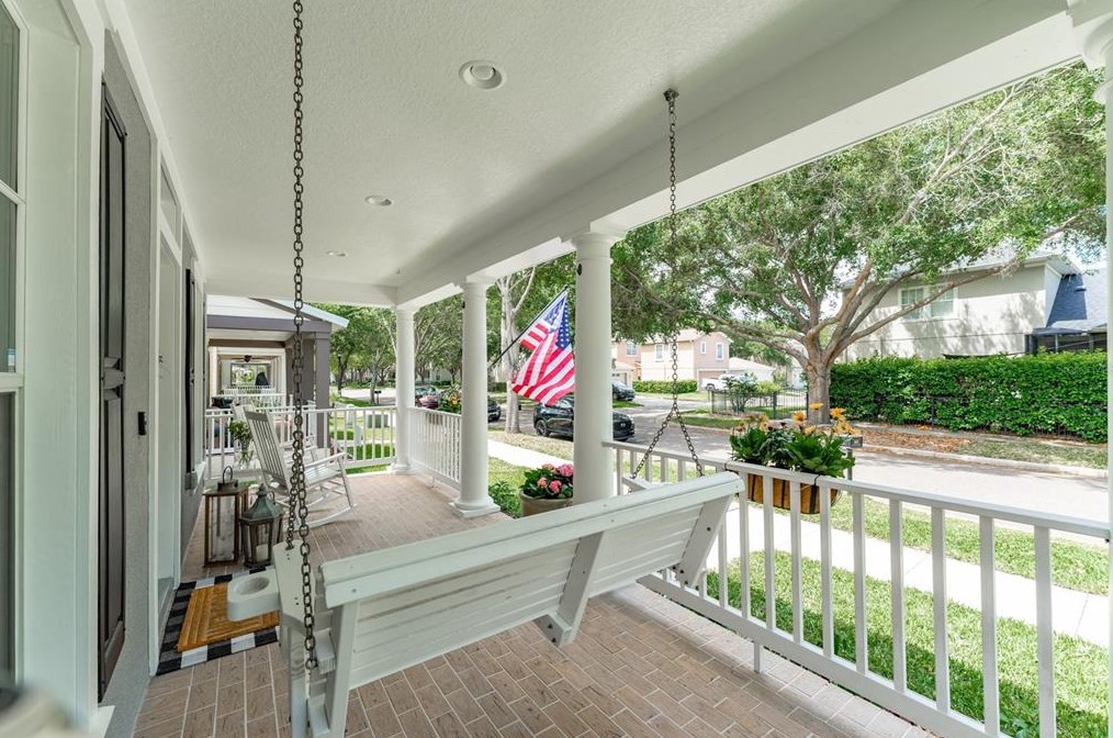 16133 Loneoak Vw Dr, Lithia FL  33547-4895 exterior