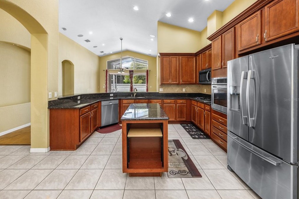 3510 Hickory Hammock Loop, Zephyrhills FL  33544-7304 exterior
