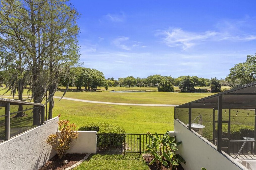 4224 Golf Club Ln, Tampa, FL 33618-2728