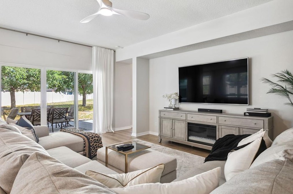 11429 Laurel Brook Ct, Riverview FL  33569-2021 exterior