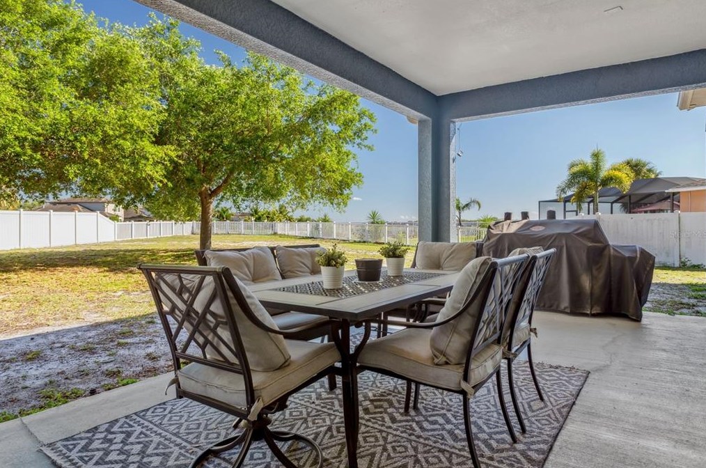 11429 Laurel Brook Ct, Riverview FL  33569-2021 exterior