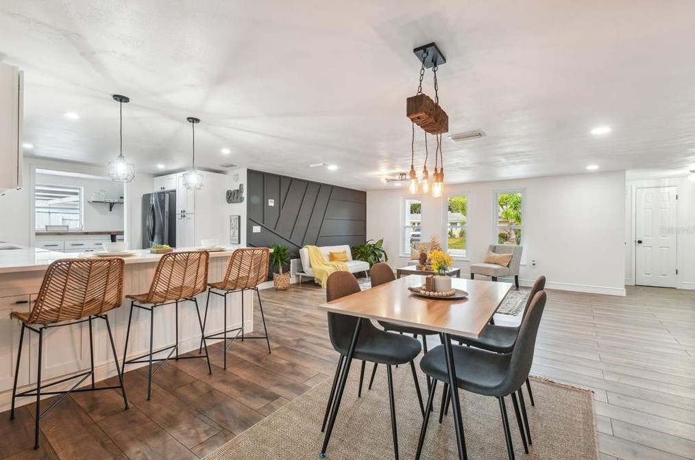 11211 Meadow Dr, Port Richey FL  34668-2320 exterior