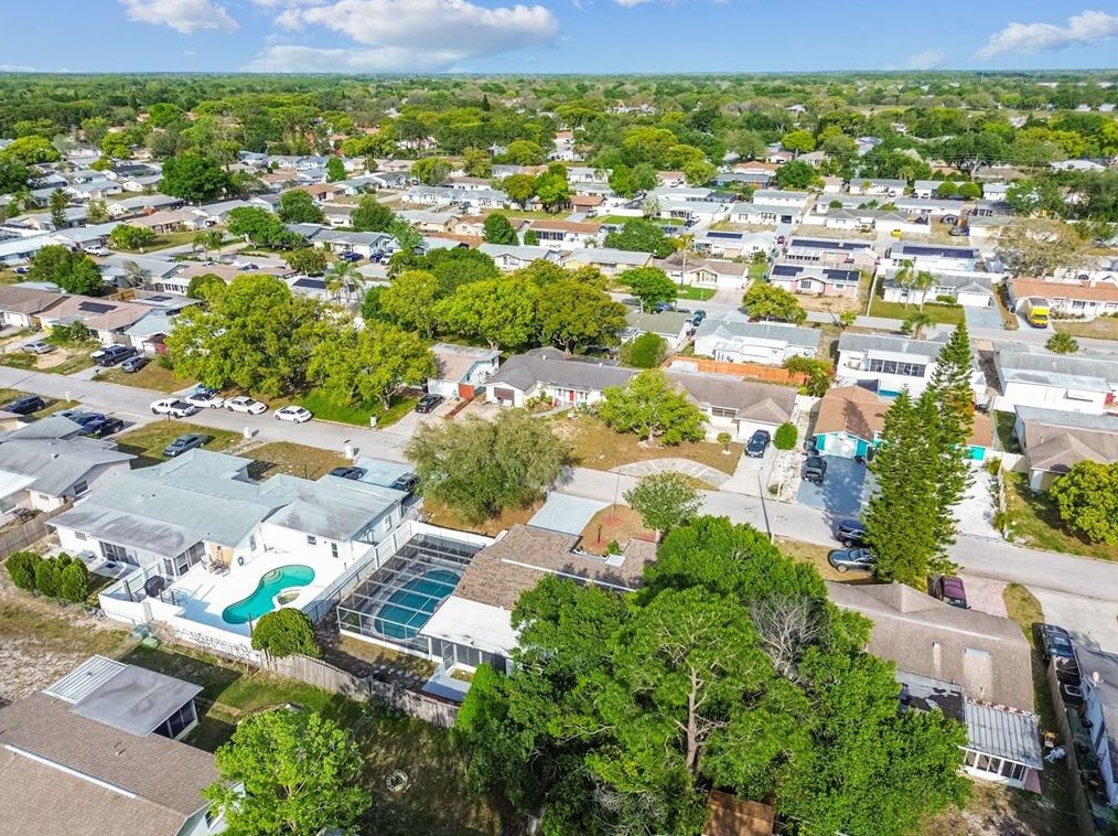 11211 Meadow Dr, Port Richey FL  34668-2320 exterior