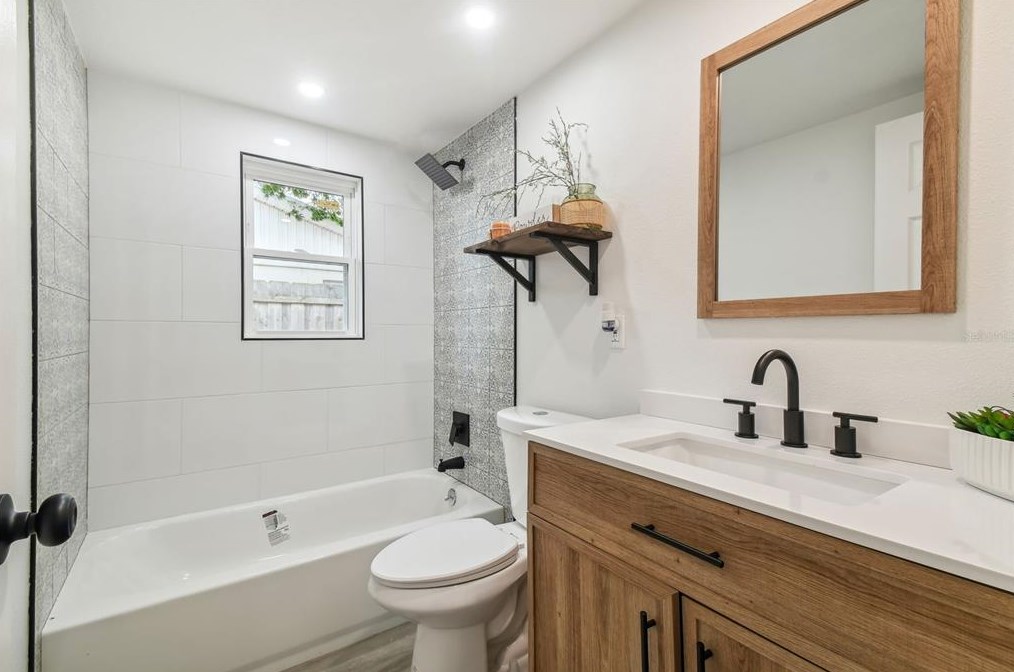 11211 Meadow Dr, Port Richey FL  34668-2320 exterior