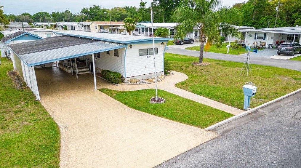 37321 Beverly Ave, Zephyrhills, FL 33542