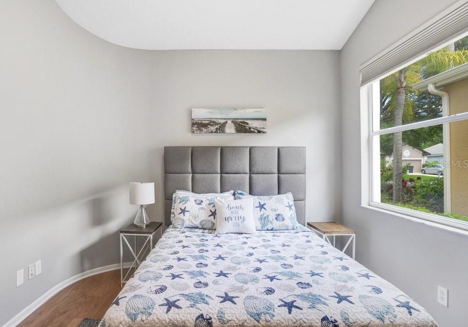 4943 Ebensburg Dr, Tampa FL  33647-1383 exterior