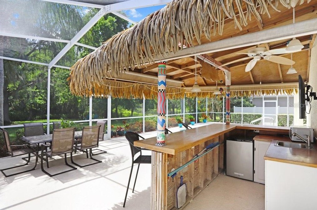 4943 Ebensburg Dr, Tampa FL  33647-1383 exterior