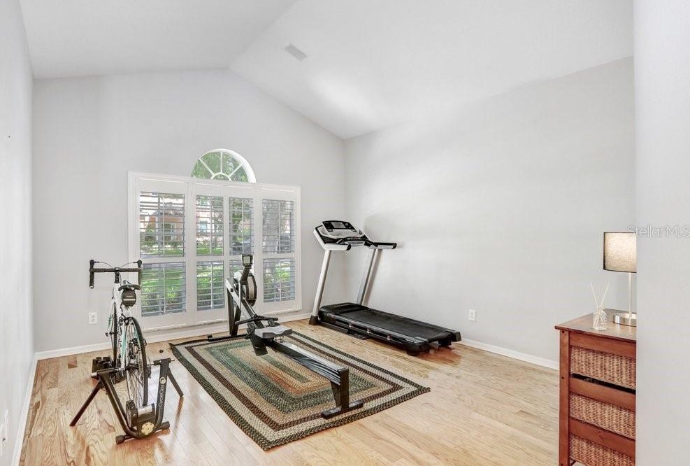 4943 Ebensburg Dr, Tampa FL  33647-1383 exterior