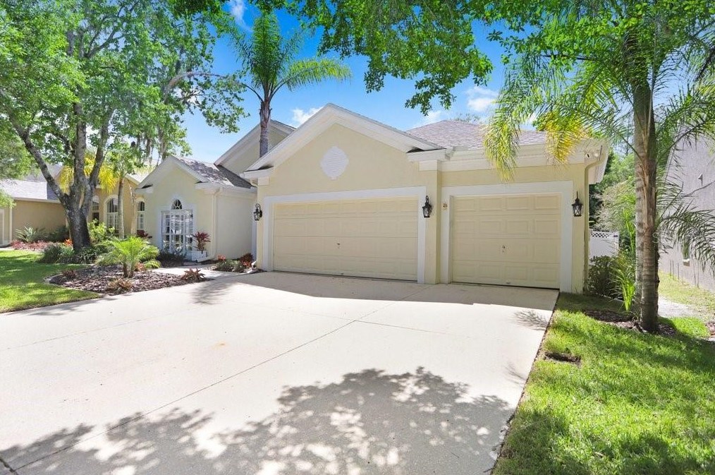 4943 Ebensburg Dr, Tampa FL  33647-1383 exterior