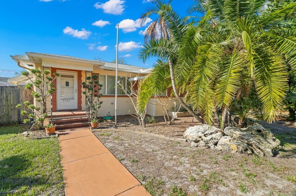 4434 1st Ave, Saint Petersburg, FL 33711-1119