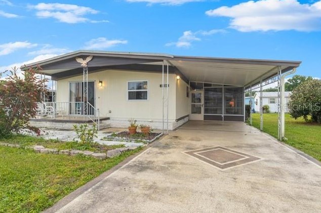 39500 Dundee Rd, Zephyrhills, FL 33542-4772
