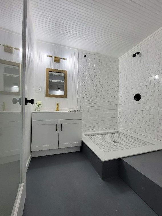 3200 21st St, Saint Petersburg FL  33713-3055 exterior