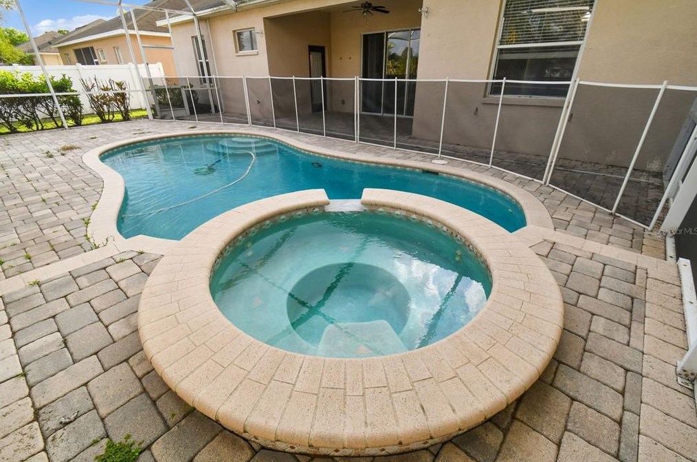 11806 Summer Spg Dr, Riverview FL 33579-4074 exterior