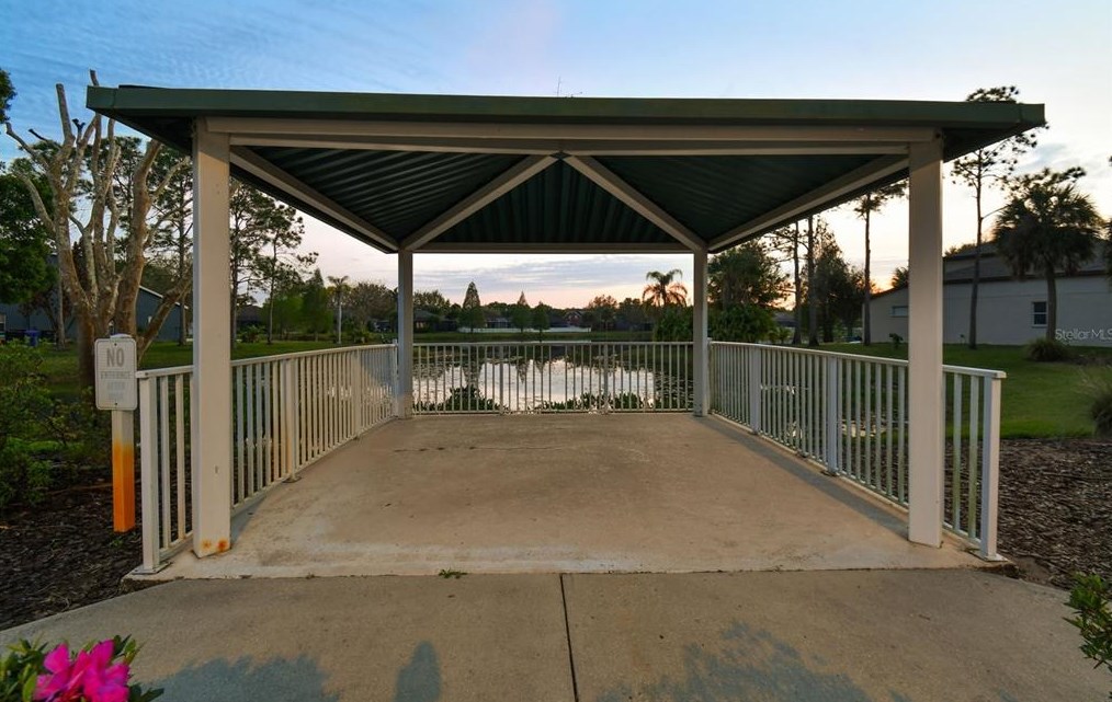 11806 Summer Spg Dr, Riverview FL 33579-4074 exterior