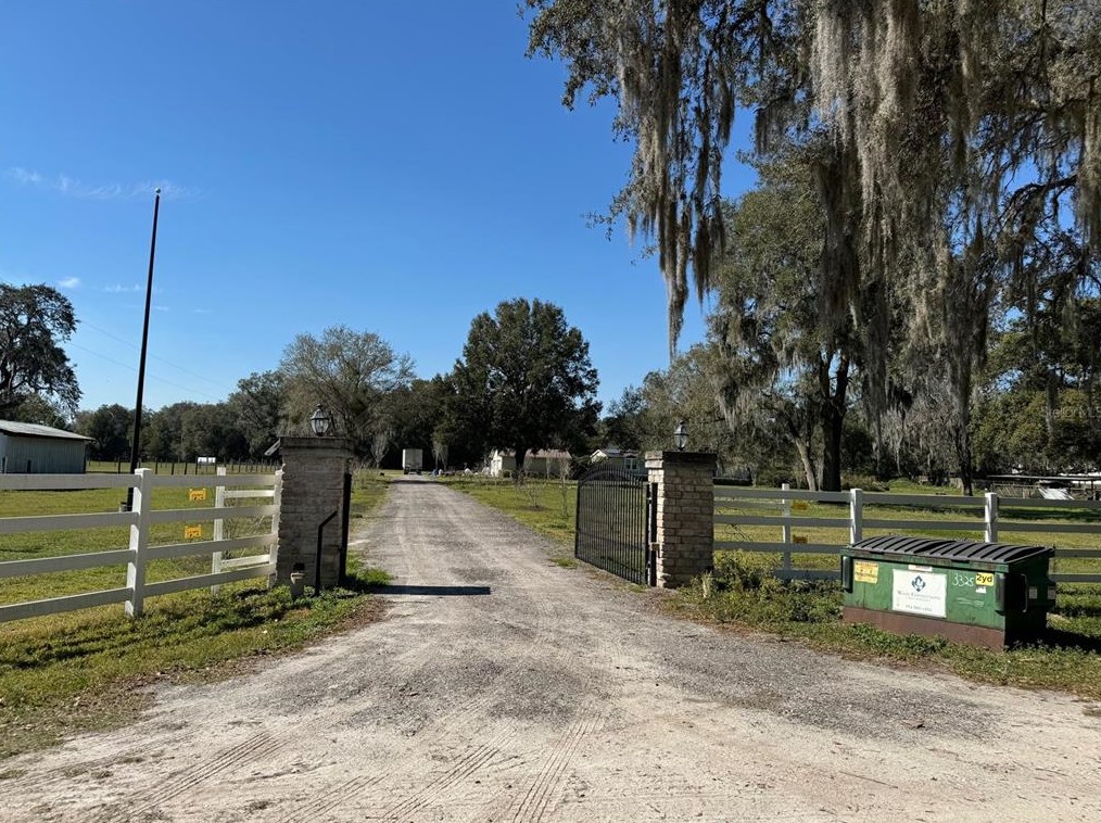 3325 Pollock Ln, Zephyrhills FL  33541-6619 exterior