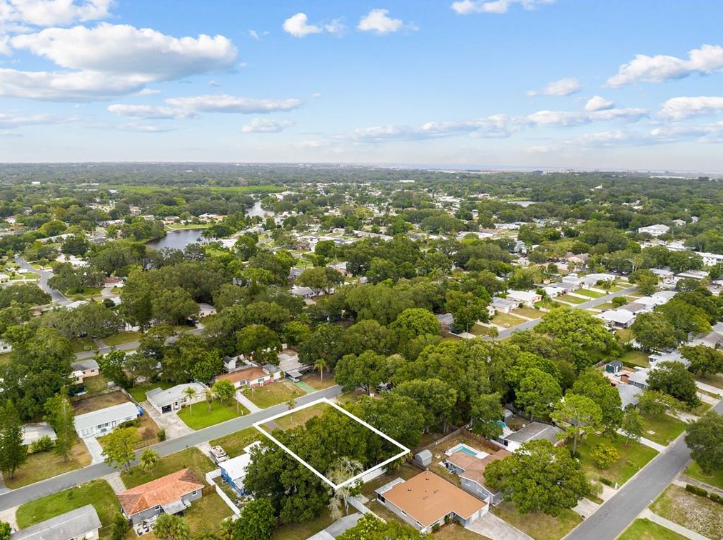 2934 Webley Dr, Largo, FL 33771-1842