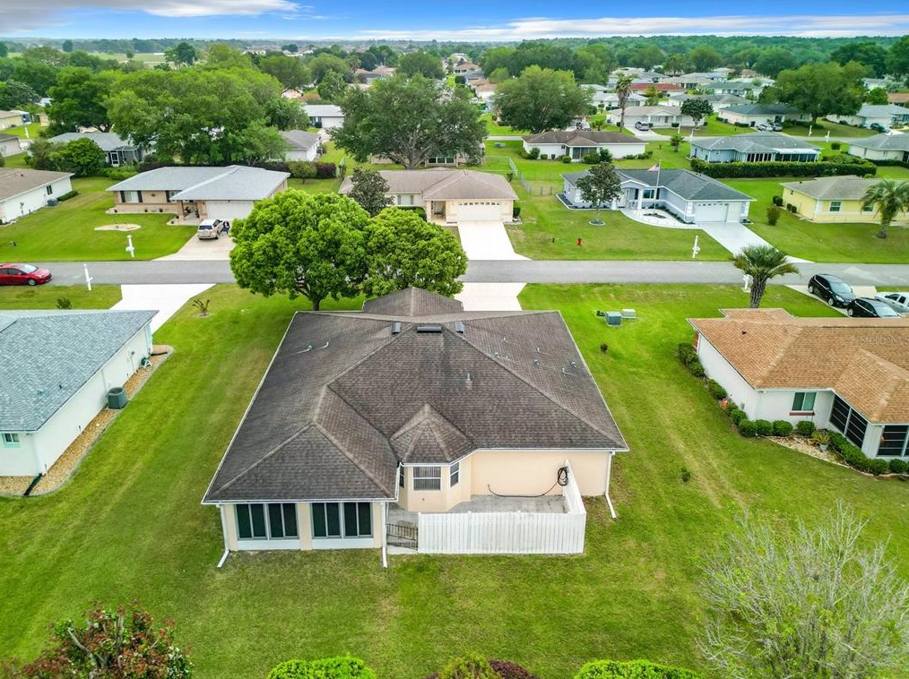 9886 62nd Terrace Rd, Ocala FL  34472-8669 exterior