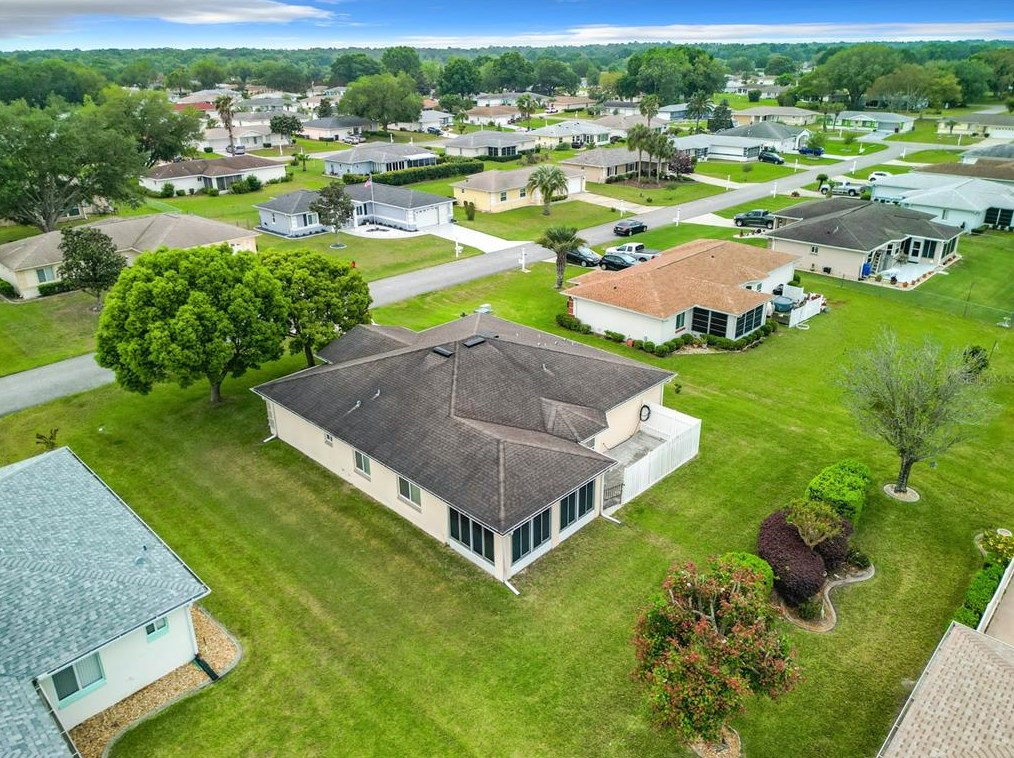 9886 62nd Terrace Rd, Ocala FL  34472-8669 exterior