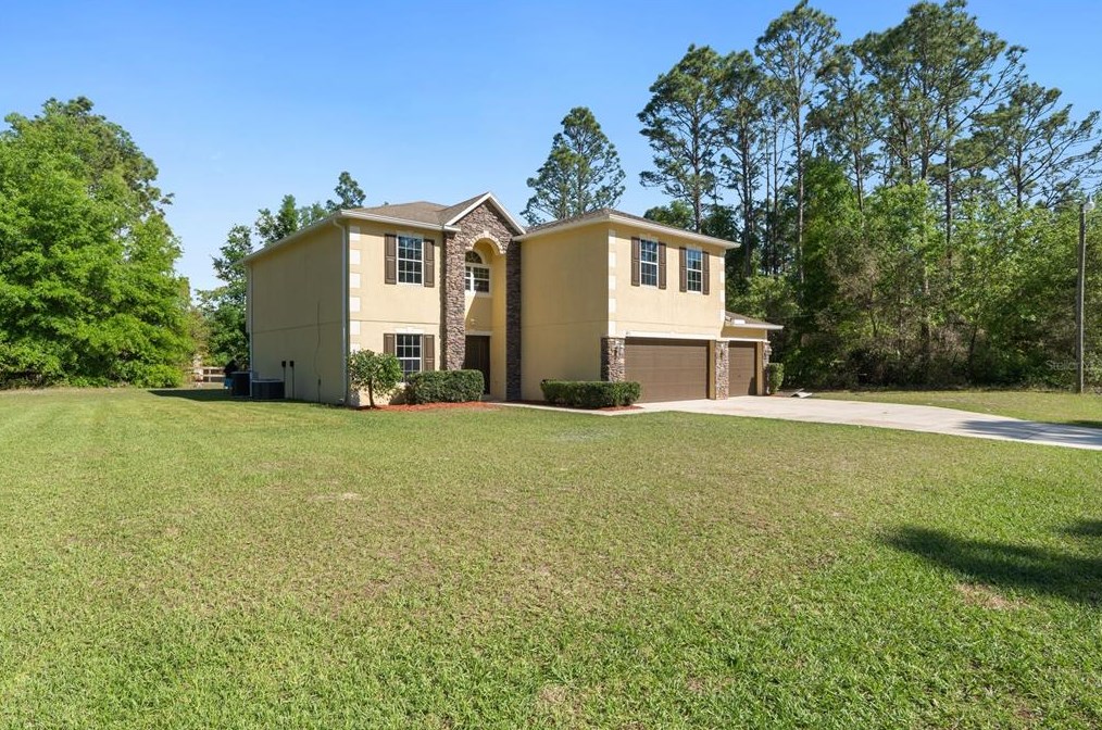 8971 N Spartan Dr, Dunnellon, FL 34433