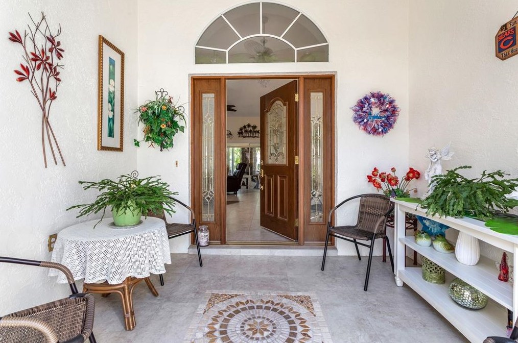 1601 Brookton Green Dr, Ruskin, FL 33573